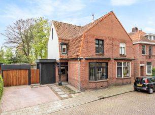 Aanslagsweg 32, Borne