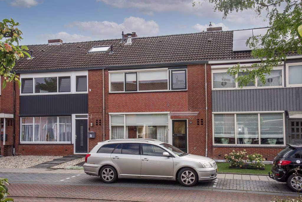 Evertzenstraat 33, Borne