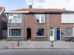 Arendsboerweg 42, Almelo