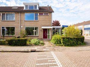 Trompstraat 2, Borne