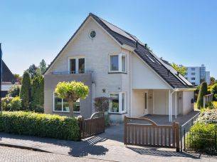 Boerhaavelaan 36, Almelo