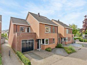 CC Storkstraat 4, Borne