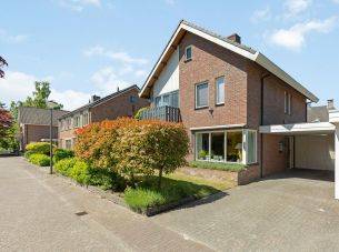 Ringoven 20, Borne