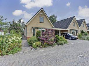 Pastoor Wienholtsstraat 54, Haaksbergen