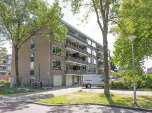 J.J. van Deinselaan 328, Enschede