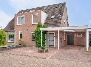De Mees 4, Almelo