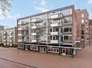 Burgemeester Edo Bergsmalaan 32, Enschede