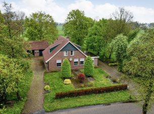 Mooie Vrouwenweg 51, Almelo