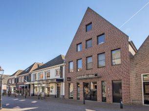 Langestraat 11, Delden