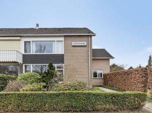 Zoutmanplein 4, Borne