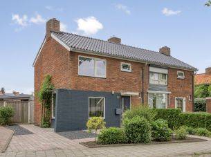 Gondalaan 50, Goor