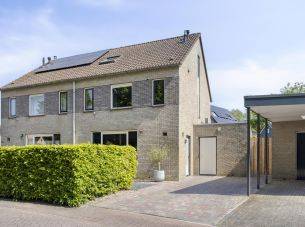 Erve Stroomboer 52, Borne