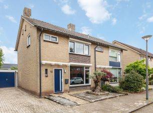 Plutostraat 13, Borne