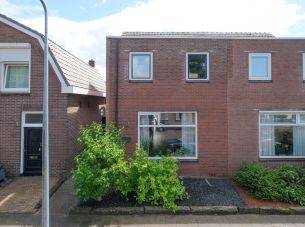 Ootmarsumsestraat 411, Almelo