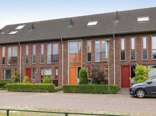 Baars 28, Borne