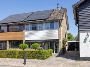 Castorweg 63B, Hengelo