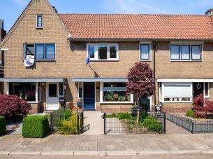 Joost van den Vondelstraat 6, Almelo