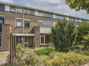 Staringstraat 40, Hengelo