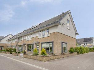 Bongerd 35, Borne