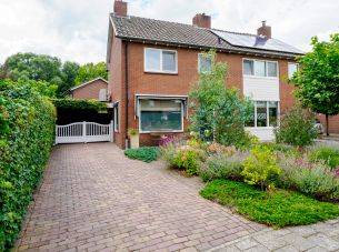 Siriusstraat 12, Borne