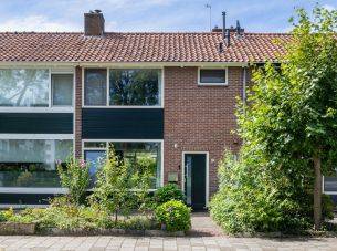 Johanna van Burenlaan 12, Almelo