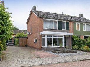 Merelstraat 23, De lutte