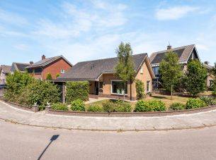 Bruinehaarsweg 2, Langeveen