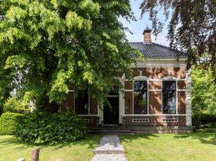 Hoofdweg 34, Finsterwolde