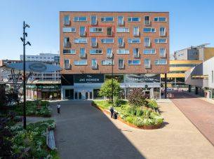Brink 158, Hengelo
