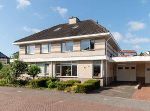 Entoshof 36, Rijssen