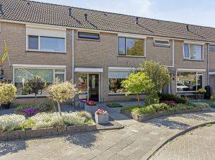 Zwaluwstraat 10, Goor