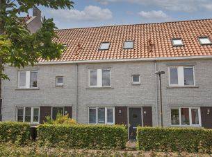 Rozenhof 102, Borne