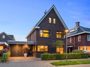 Oude Rietkamp 35, Borne