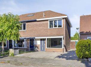Burgemeester Van Veenlaan 238, Enschede