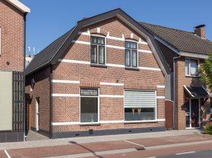 Deurningerstraat 21, Hengelo