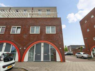 Zuiderspoorstraat 75, Enschede