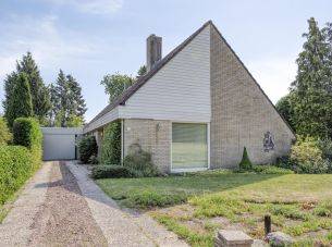 Pastoor Rientjesstraat 51, Hellendoorn