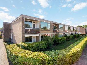 Bizetstraat 26, Almelo