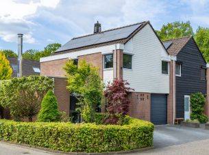 De Buizerd 85, Almelo