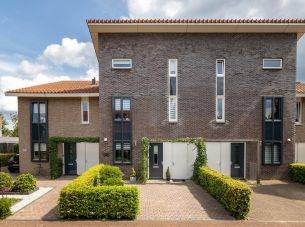 Slangemuur 4, Almelo