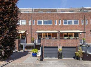 Hampshire 37, Hengelo
