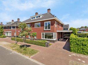 Hesselerbeek 43, Borne
