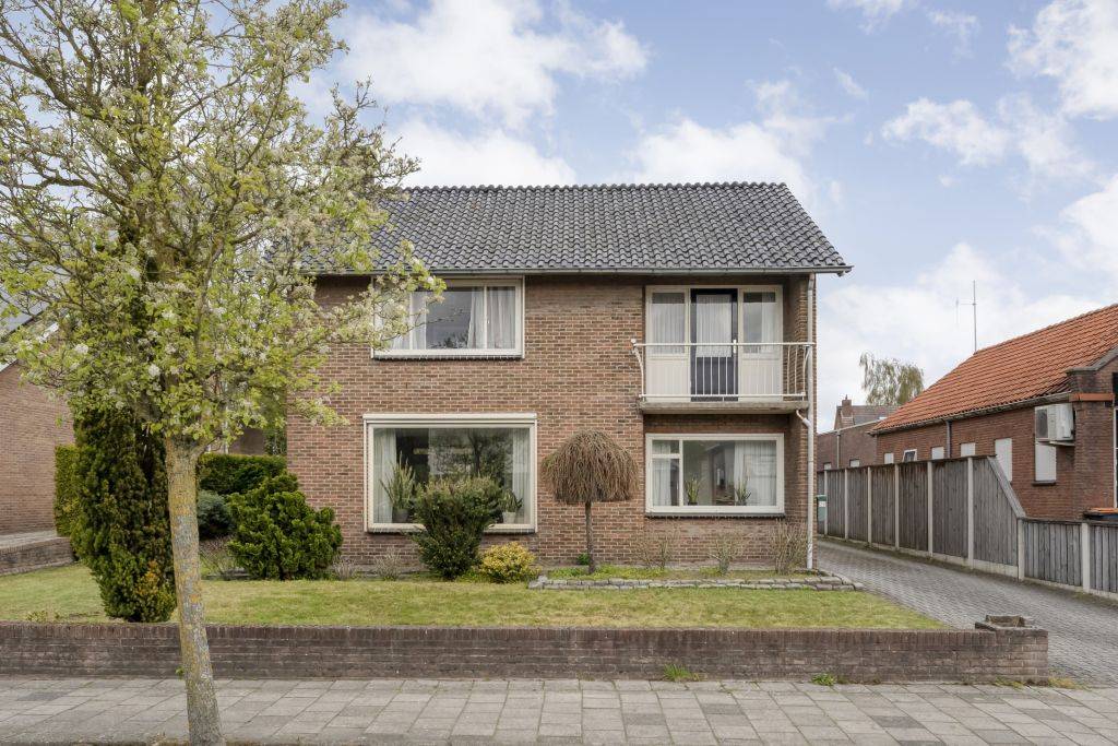 Dorpsstraat 20, Geesteren