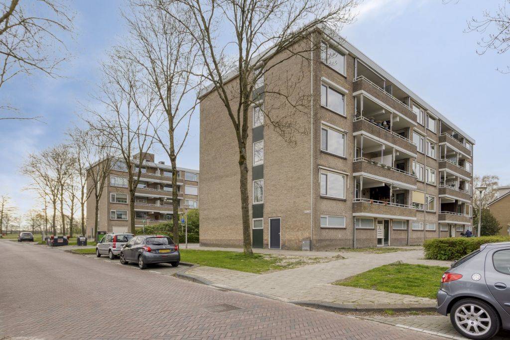 J.J. van Deinselaan 358, Enschede